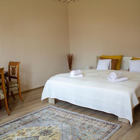 Villa Flora Kiskunmajsa Εξωτερικό φωτογραφία